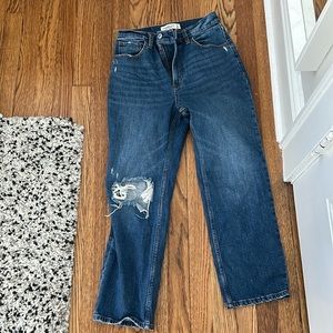 Abercrombie Ultra High Rise Ankle Straight Jean Medium Destroy